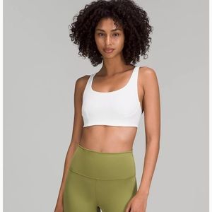 LULULEMON Wunder Train sports bra